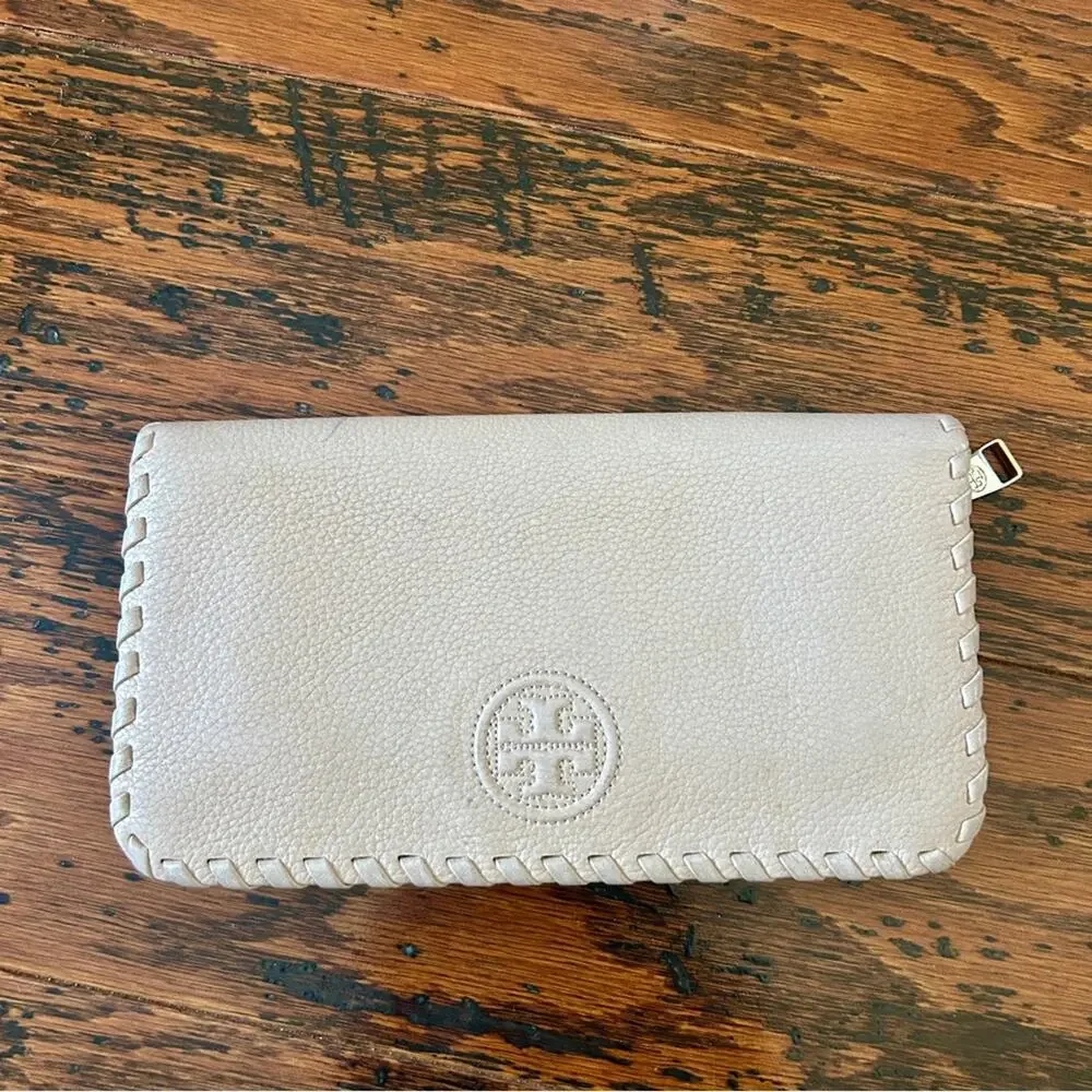 Tory Burch Marion Multi-Gusset Continental Zipped Wallet in Light Oak